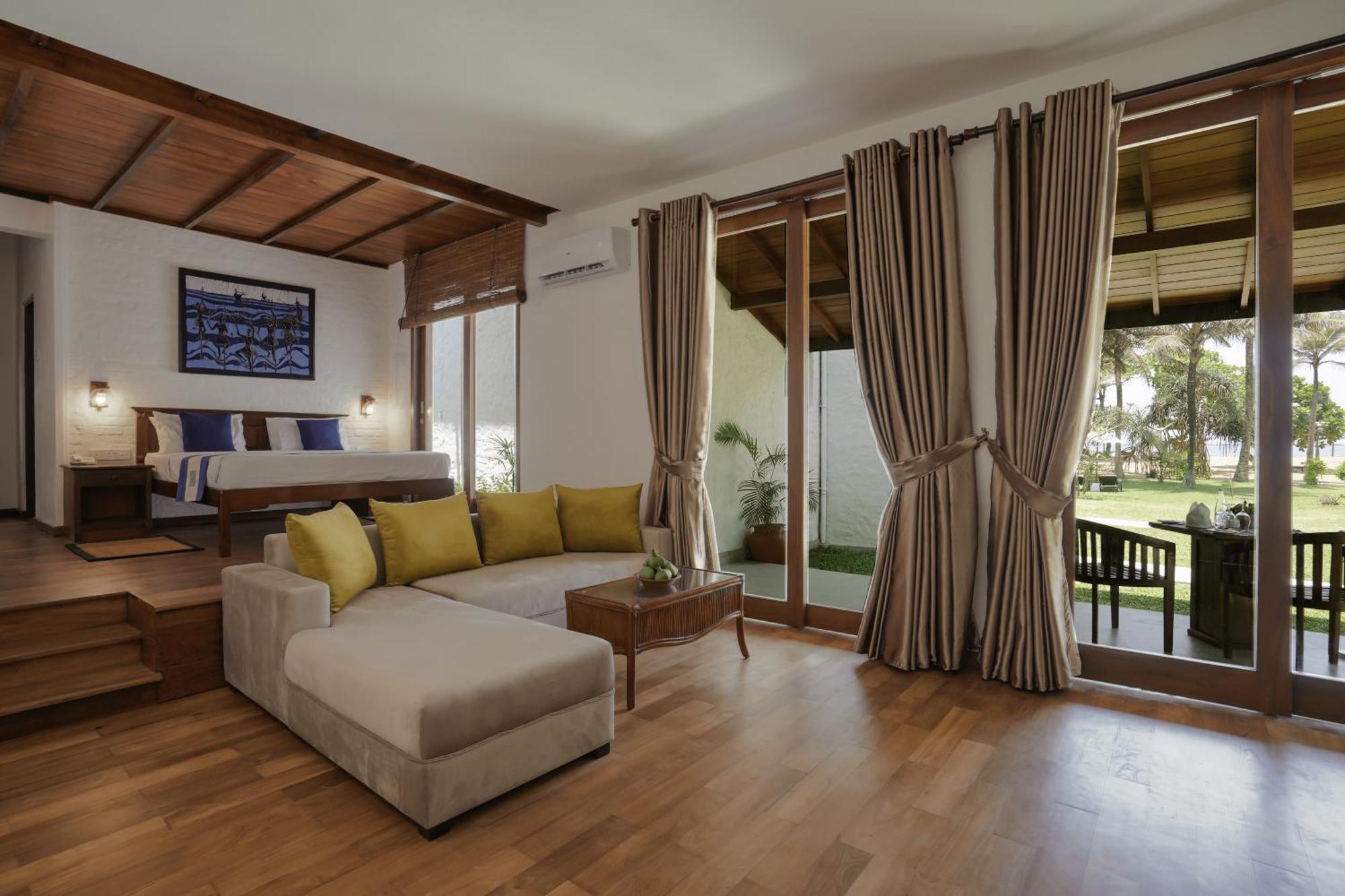 Hibiscus Beach Hotel & Villas Kalutara Exterior foto